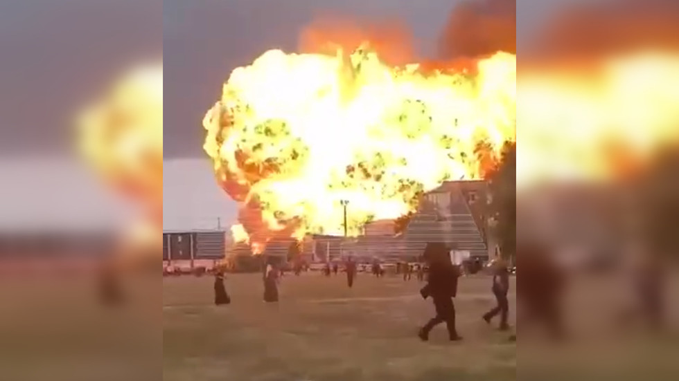 Gran explosión sacude una gasolinera en Chechenia, Rusia (VIDEO)