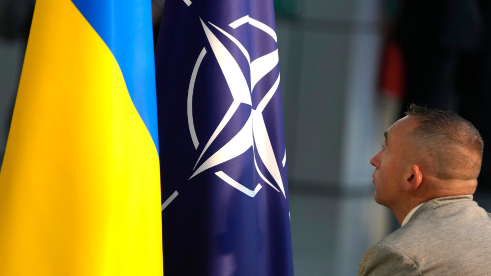 Die Ukraine will der NATO beitreten, während Biden US-Präsident und Gesandter ist