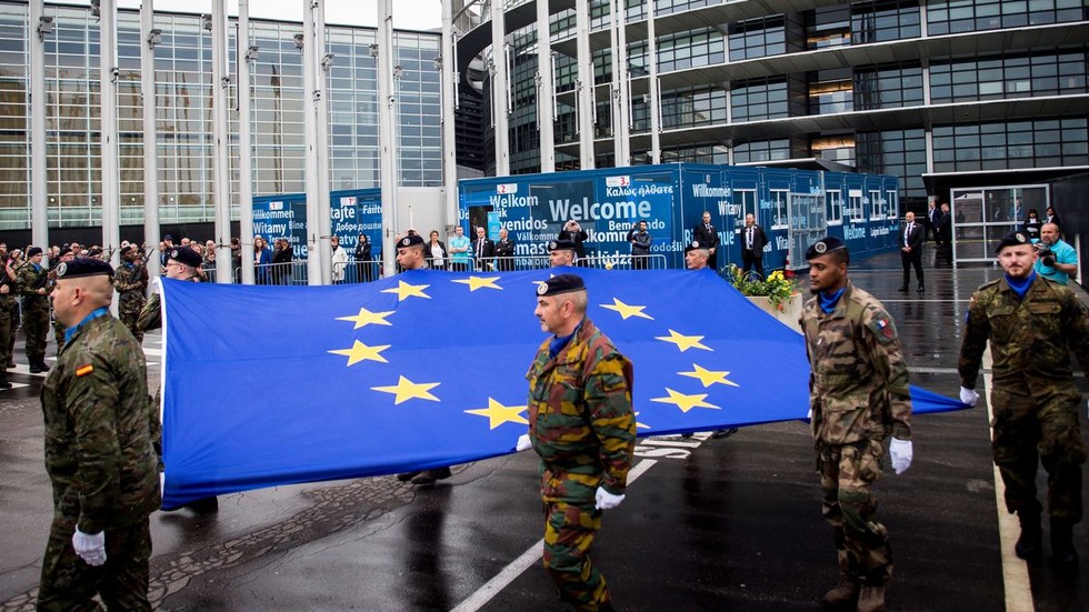 Tropas da UE podem ser enviadas para a Ucrânia – Politico