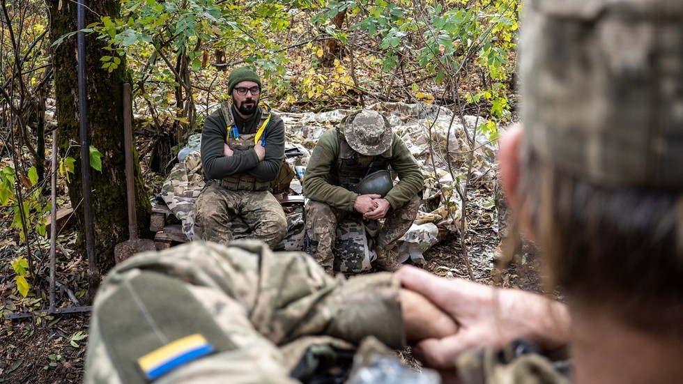 Украинские войска в Курской области не обращают внимания на окружение – Путин