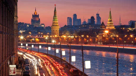 Central bank reports Russia's foreign debt hits lowest level since 2006