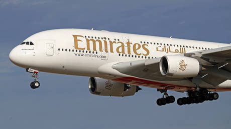 Emirates Signals ‘Serious Talks’ with Boeing