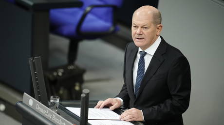 Scholz Reiterates Willingness to Engage in Talks with Putin