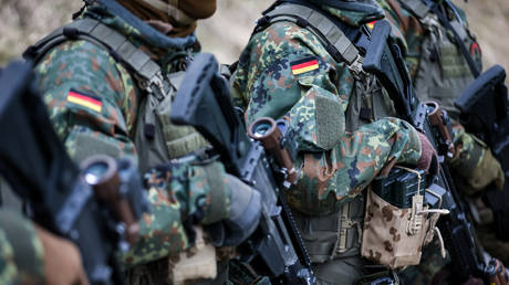 Survey among German youth reveals widespread fear of war