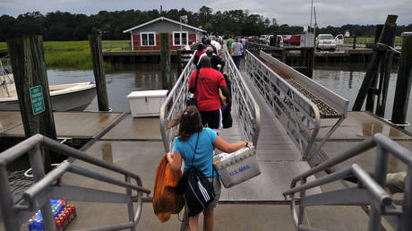 Seven killed in US ferry dock accident