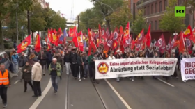 Germans protest against sending arms to Ukraine and Israel (VIDEO)