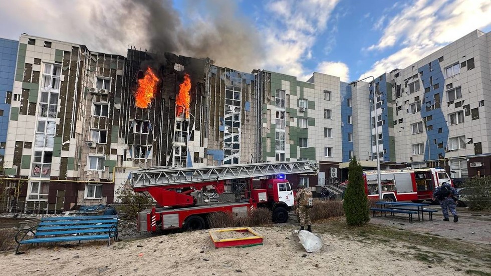 Drone ucraniano atinge prédio residencial em Belgorod – governador