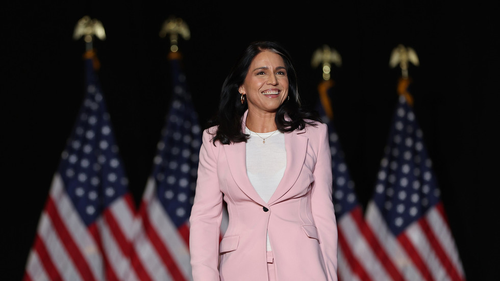 Trump nominates Gabbard for intelligence chief