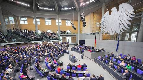 113 German Lawmakers Urge Prohibition of Major Opposition Group