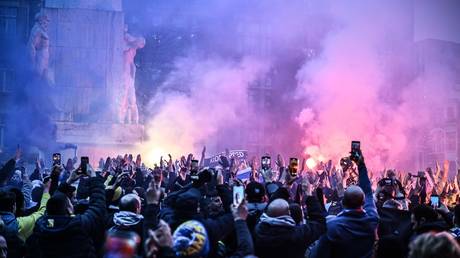 Fans of Maccabi Tel Aviv stage a pro-Israel demonstration at the Dam Square, lighting up flares and chanting slogans ahead of the UEFA Europa League match between Maccabi Tel Aviv and Ajax in Amsterdam, Netherlands on November 07, 2024.