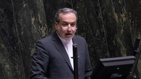 Tehran Issues Warning About Potential Expansion of Nuclear Program