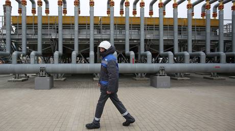 Kremlin: US Initiates Fresh Effort to Halt Russian Gas Shipments to EU