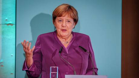 "Dialogue is the only solution to Ukraine conflict," says Merkel