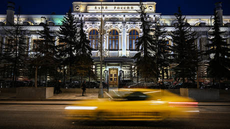 Russian central bank suspends purchases of US dollars