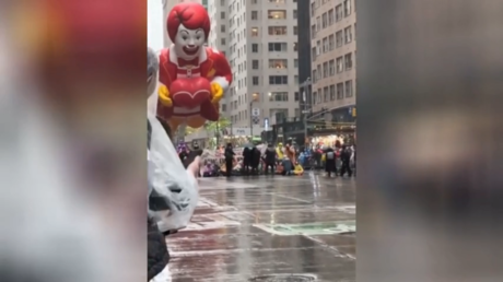 Thanksgiving Parade Disrupted by Pro-Palestine Protesters