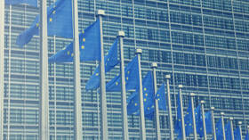 EU Commission warns staff of spy threat – Politico