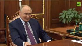 Putin holds meeting with chairperson of New People party