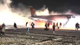 Russian jet catches fire in Türkiye (VIDEOS)