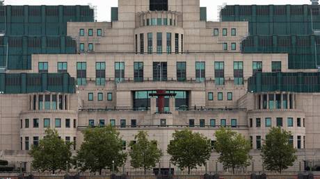 Former MI6 Agent Claims the West Is Facing a Spy Shortage