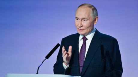 Putin says Russia should become a global leader in AI