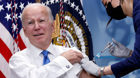 US spies hid Covid-19 lab leak evidence from Biden – media