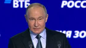 Putin takes part in plenary session of ‘Russia Calling’ forum