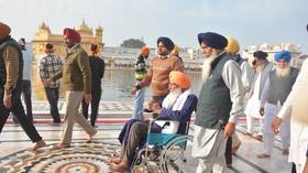 Shots fired at India’s iconic Golden Temple (VIDEO)