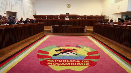 Violence-hit Mozambique opens new parliament