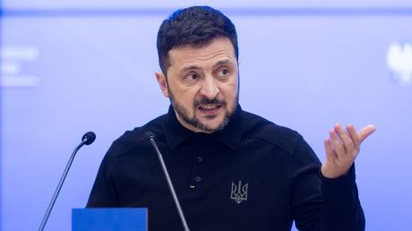 Senior Slovak Lawmaker Criticizes Zelensky for Short Message to Prime Minister