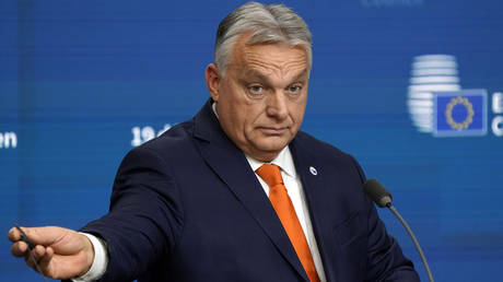 Orban Says It's Time to Ditch Russia Sanctions