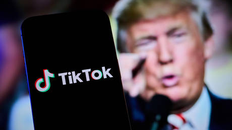 Trump to Determine TikTok’s Fate in the US Within 30 Days