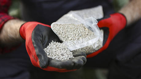 EU plans to impose tariffs on Russian fertilizers