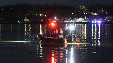 A search vessel on the Potomac River near Ronald Reagan Washington National Airport on Jan. 30, 2025, in Arlington, Va.