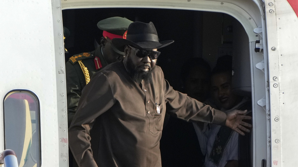 Leader of Africa’s newest country fires vice presidents and spy chief