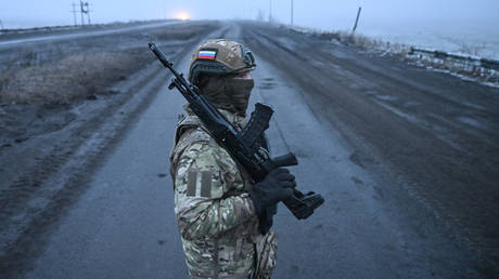 Russian troops liberate key Donbass town – MOD