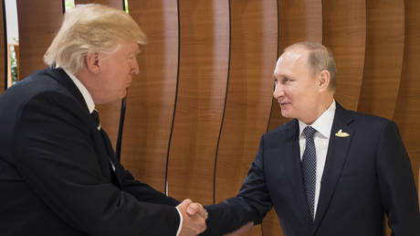 US President  Donald Trump and Russian President Vladimir Putin.