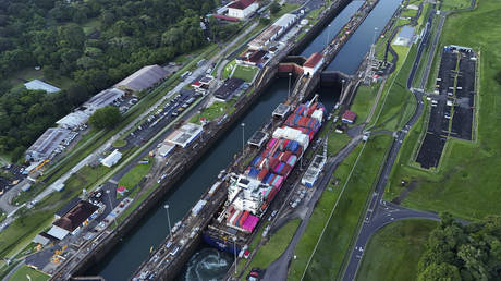 Trump demands ‘military options’ to control Panama Canal – media