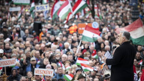 Major rival rallies held in Hungary (VIDEOS)