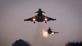 UK joins US air strikes against Houthis in Yemen