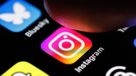 India blocks high-level Pakistani social accounts amid tensions – media