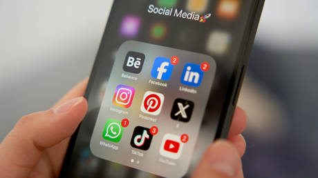 New Delhi scrutinizes influencers as Pakistan tensions escalate