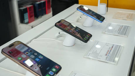 Apple to source all iPhones from India – minister
