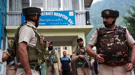 Indian security forces are on the LoC sector in Uri, Jammu and Kashmir, India, on May 7, 2025.