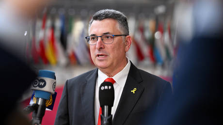 Israel issues warning over Palestine recognition