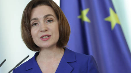 Moldovan leader promises to join EU by 2028