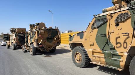 Armed groups clash in Libyan capital (VIDEOS)