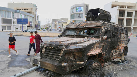 Libyan security commander survives assassination attempt (VIDEO)