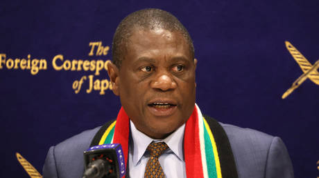 South Africa urges white farmers not to relocate to US