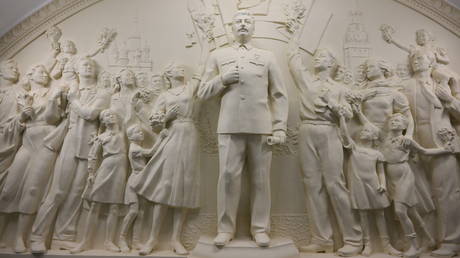 Stalin returns to Moscow – but not to power