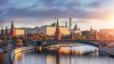 Kremlin comments on possible changes to Kiev’s negotiation team